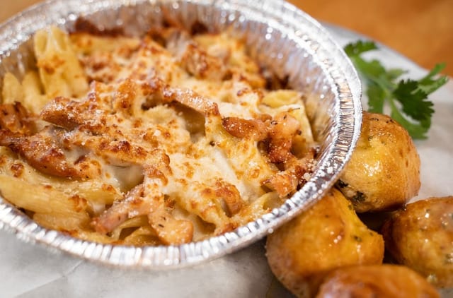 Penne with Alfredo.